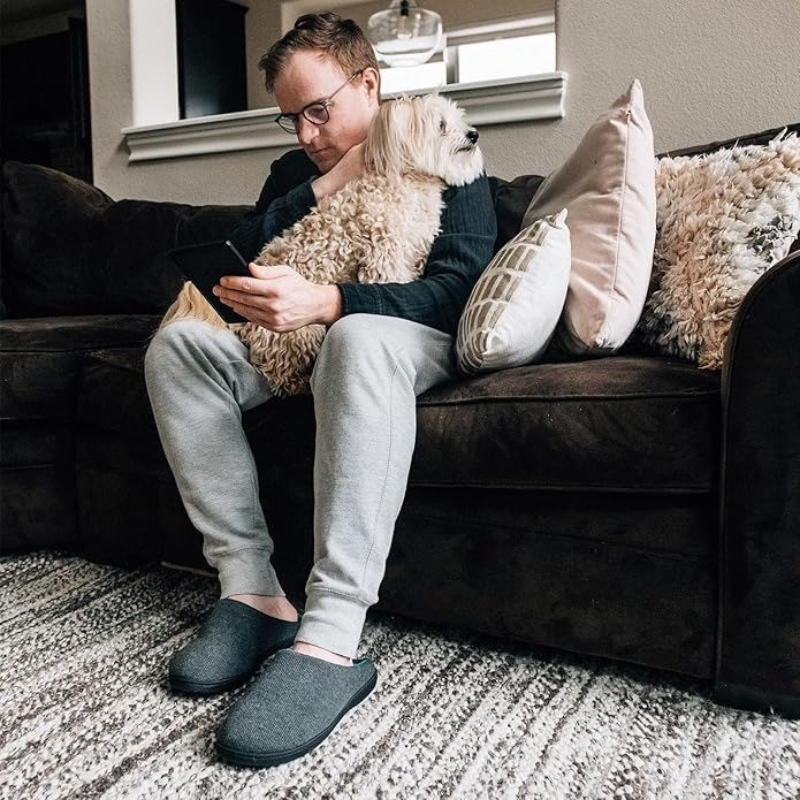 Memory Foam House Slippers – Cozy Support with Non-Slip Rubber Sole