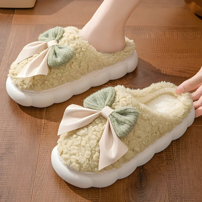 Indoor Fleece Slippers With Bow Accent