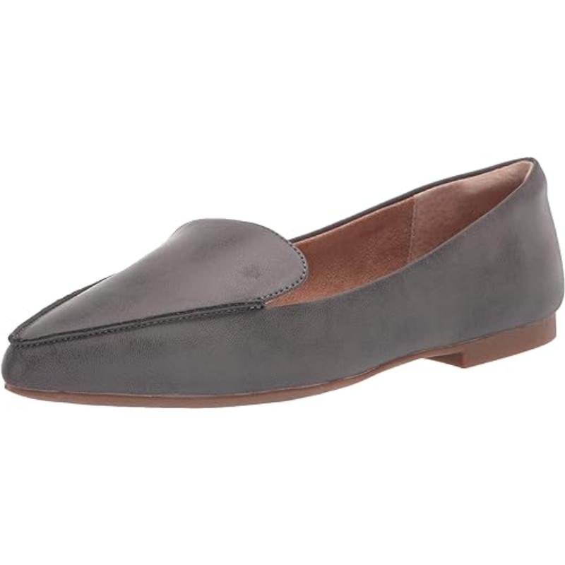 Sleek Minimalist Leather Loafer For Women